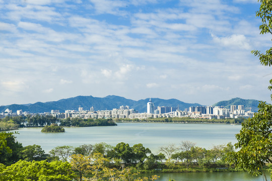 肇庆七星岩城市风光