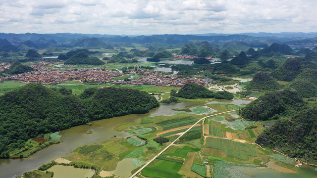 普者黑村