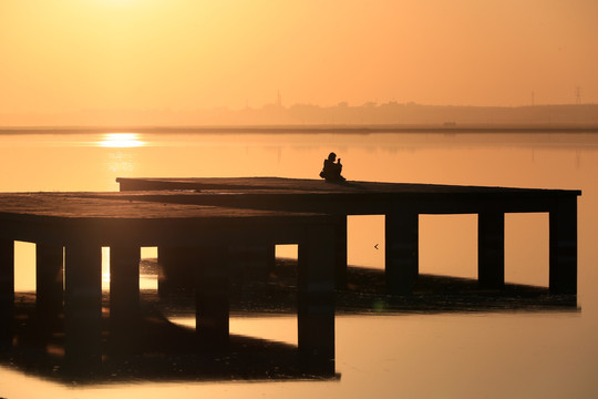 盐湖夕阳