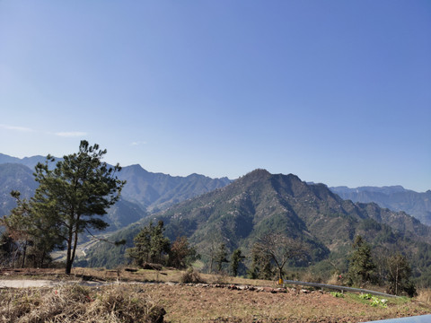 荒山野岭