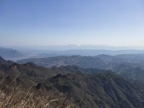 山峦起伏