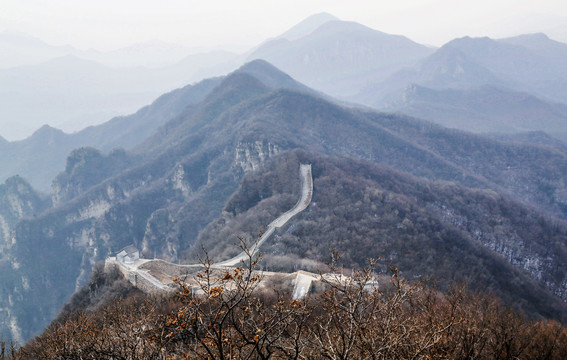 长城水墨山水画