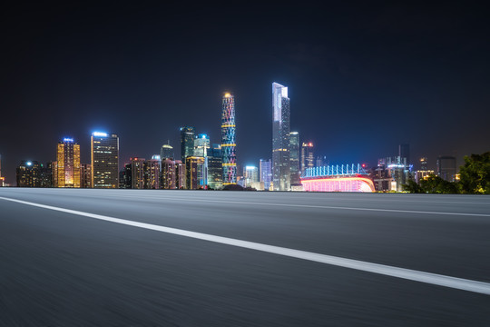 高速公路天际线和广州夜景