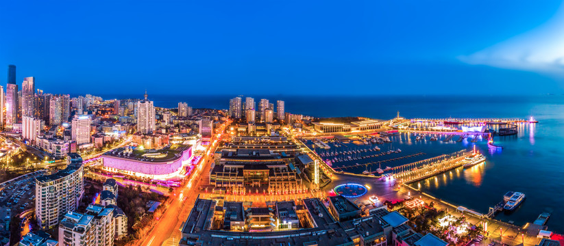 航拍青岛前海奥帆中心夜景