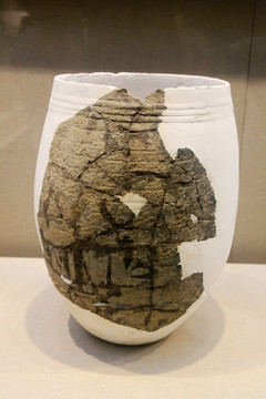 新石器时期陶瓮