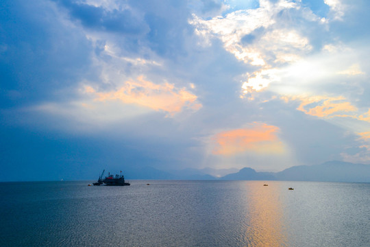 抚仙湖风景