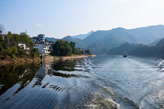 新安江山水画廊