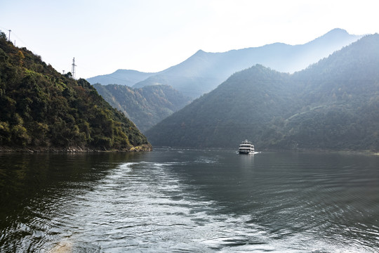 新安江山水画廊