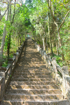 成都云顶石城陡峭阶梯