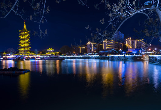 江苏淮安里运河文化长廊夜景