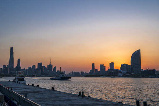 上海黄浦江滨江夕阳风景