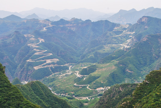 北京房山白草畔