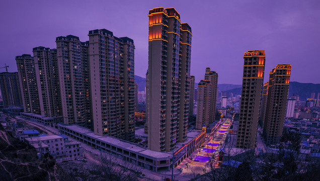 甘肃定西城市夜景