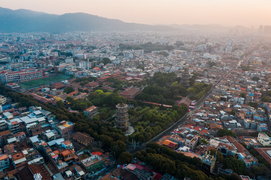 泉州开元寺和古城西街航拍景观