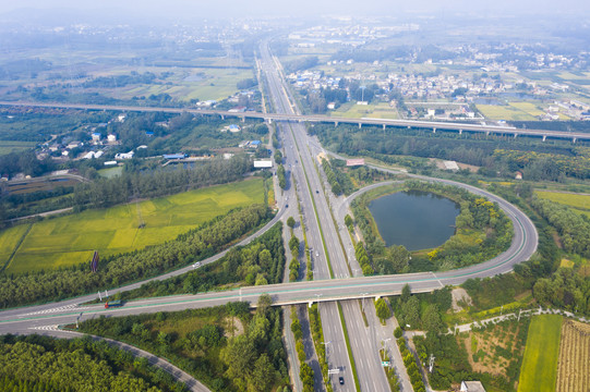 航拍高速公路