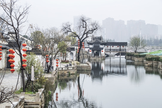 无锡惠山雨景