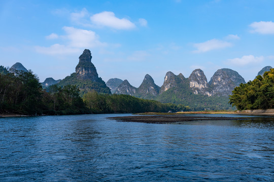 广西桂林山水阳朔兴坪漓江风光