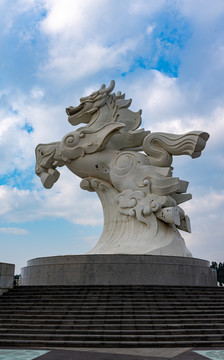 广西防城港西湾风景区白龙神马