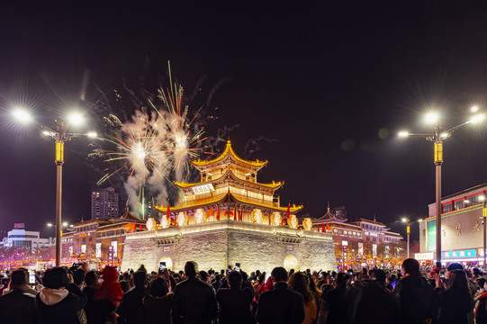 酒泉鼓楼焰火晚会