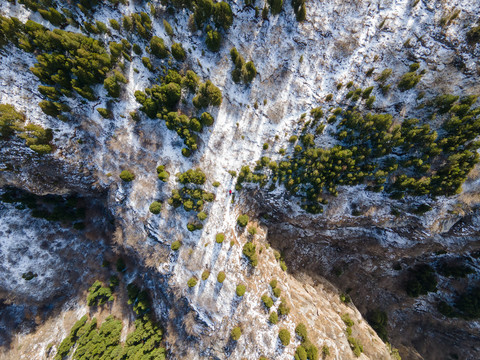 航拍济南南部山区的连绵群山11