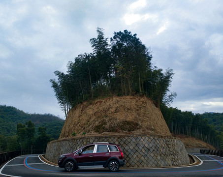 山林绿道行车