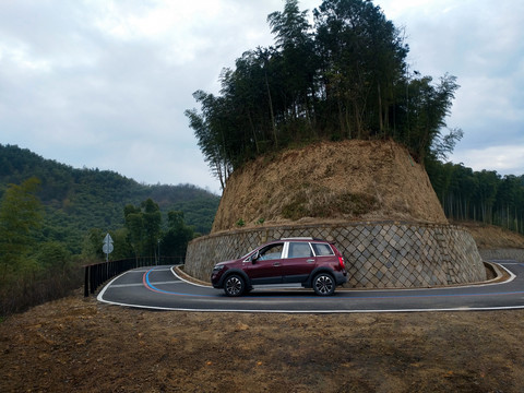 山路行车