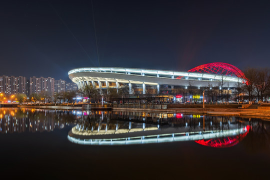 淄博市体育中心夜景