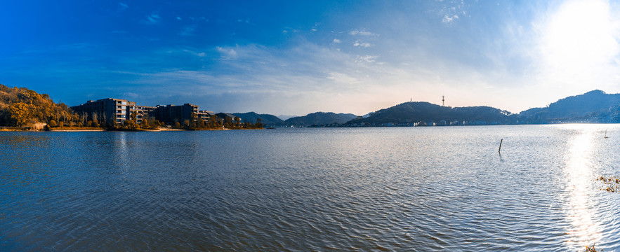 湖山落日