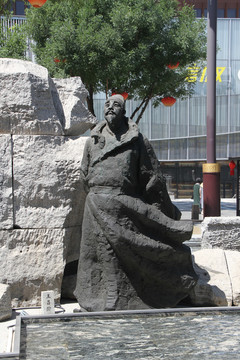 王昌龄雕像