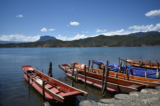 泸沽湖