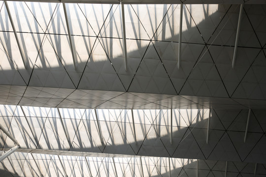 沈阳机场航站楼建筑屋面设计