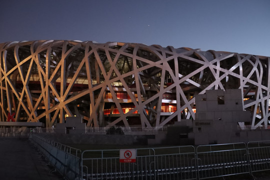 鸟巢夜景