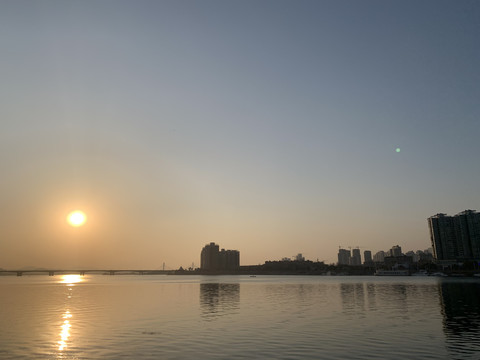 襄阳汉水夕照