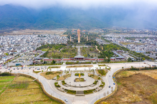 航拍云南大理崇圣寺三塔