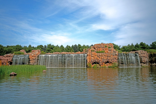 太阳岛太阳瀑