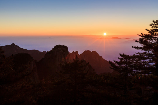 黄山日出