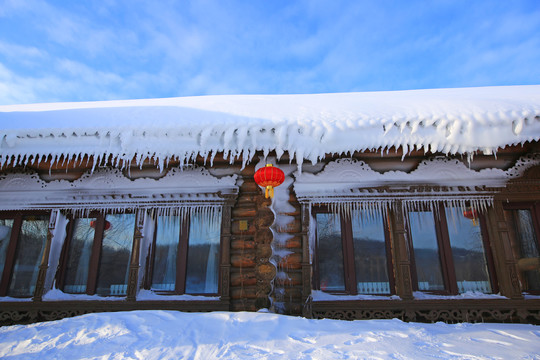 雪村农家木刻楞住宅雪景