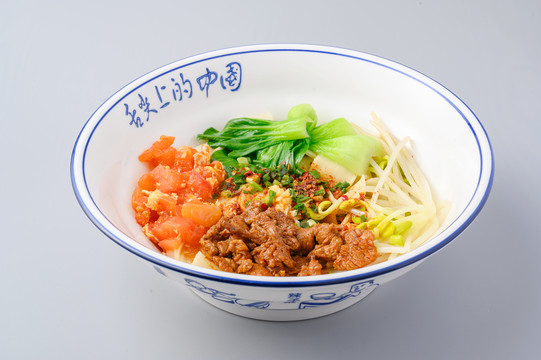 牛肉油泼面