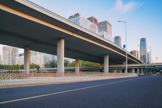 北京建国门大街立交桥和城市交通