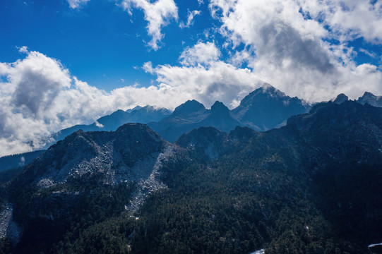 航拍凉山螺髻山