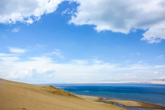 青海湖沙岛风光