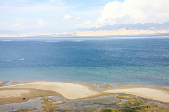 青海湖沙岛风光