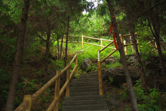 圣泉山旅游风景区