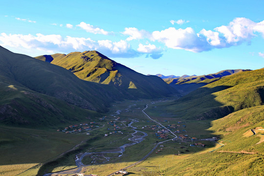 色達后山