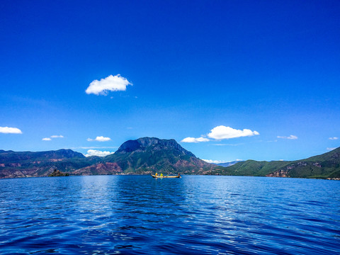 泸沽湖美景