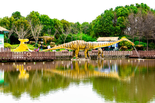恐龙乐园