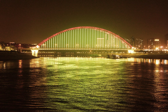 晴川桥夜景