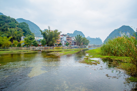 山清水秀