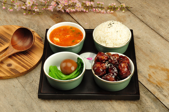糖醋里脊飯套餐