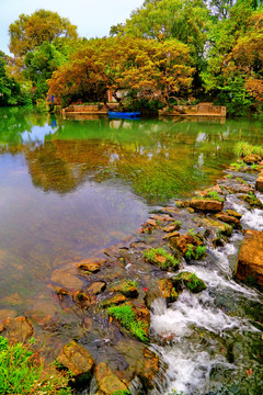 贵阳花溪公园秋景